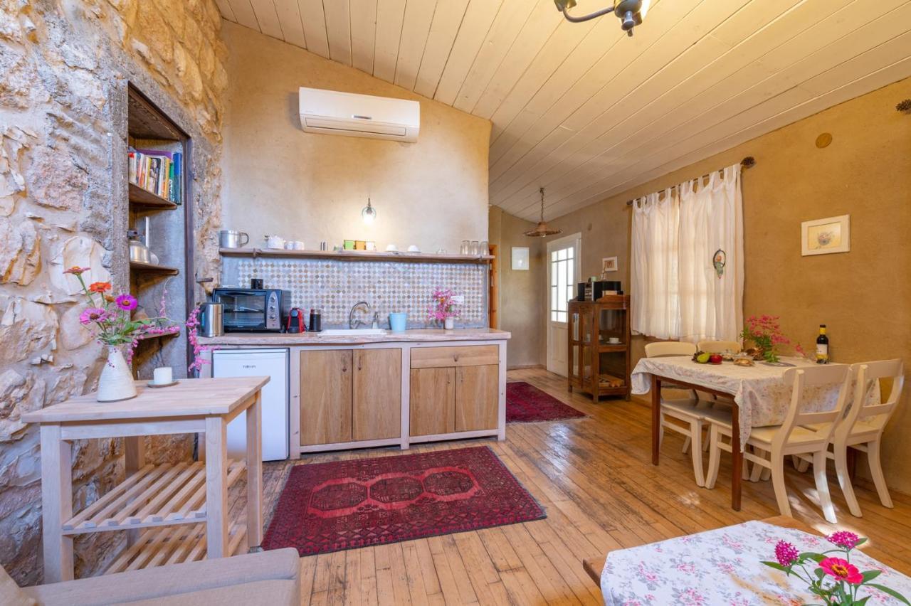 Hemdatya Stone Suites In The Galilee Ilaniya Екстер'єр фото