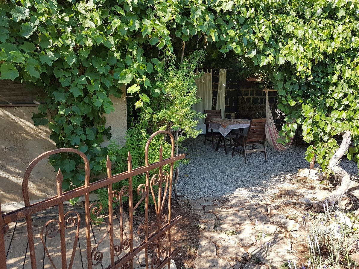 Hemdatya Stone Suites In The Galilee Ilaniya Екстер'єр фото